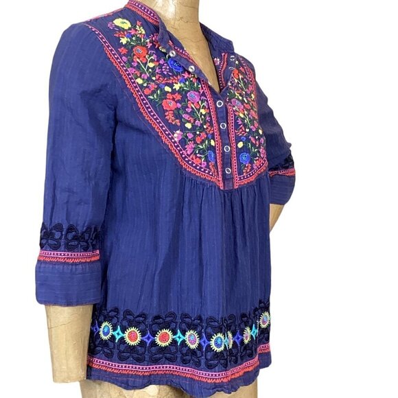 Johnny Was 3J Workshop Cotton Embroidered Top Sz M Navy Blue #304E - Picture 4 of 11